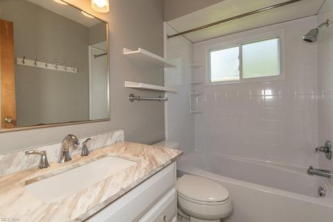 1888 Rush Rd, Wickliffe, OH 44092 photo 12