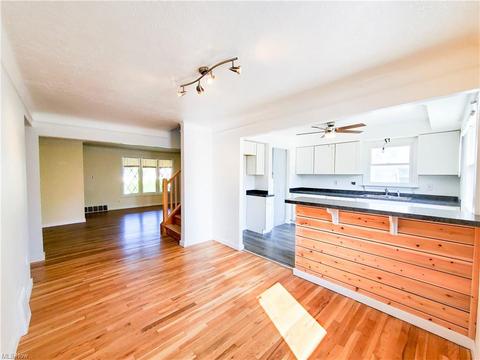 1673 Rush Rd, Wickliffe, OH 44092 photo 7