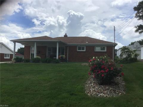 504 W Wilson St, Struthers, OH 44471 photo 1