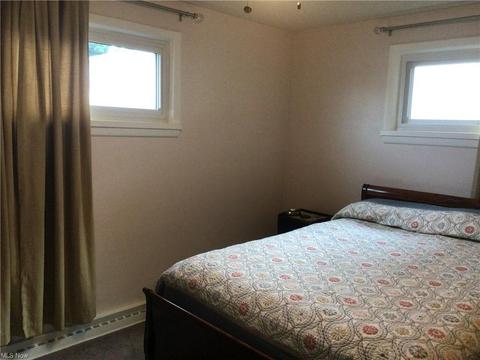 504 W Wilson St, Struthers, OH 44471 photo 18