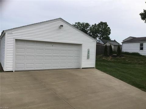 504 W Wilson St, Struthers, OH 44471 photo 5