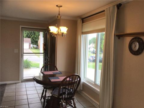 504 W Wilson St, Struthers, OH 44471 photo 11