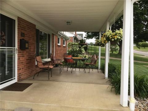 504 W Wilson St, Struthers, OH 44471 photo 7