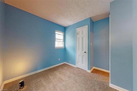 754 E 258th St, Euclid, OH 44132 photo 24