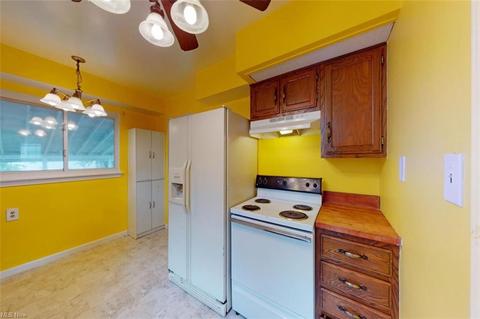 754 E 258th St, Euclid, OH 44132 photo 15