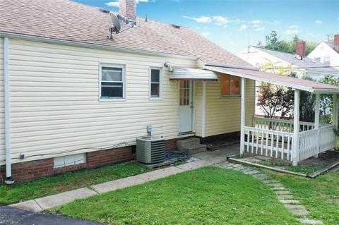 754 E 258th St, Euclid, OH 44132 photo 7