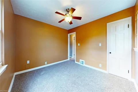 754 E 258th St, Euclid, OH 44132 photo 22