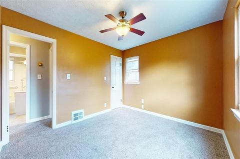754 E 258th St, Euclid, OH 44132 photo 21
