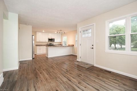 601 Princeton Ave, Elyria, OH 44035 photo 15