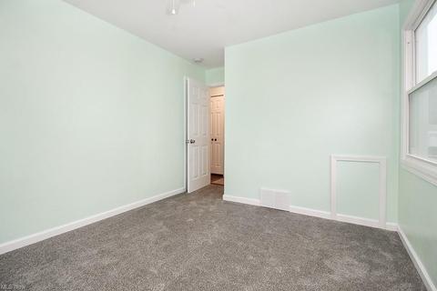 601 Princeton Ave, Elyria, OH 44035 photo 27