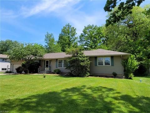 3811 Kolbe Rd, Lorain, OH 44053 photo 1