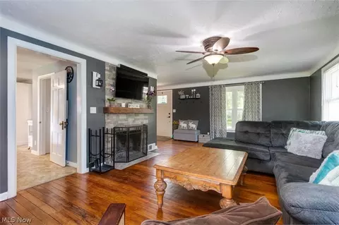 7253 Beechwood Dr, Mentor, OH 44060 photo 8