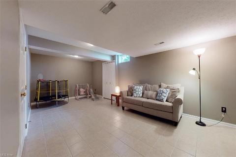 5562 High Point Rd, Solon, OH 44139 photo 20