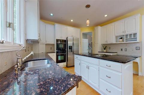 5562 High Point Rd, Solon, OH 44139 photo 11