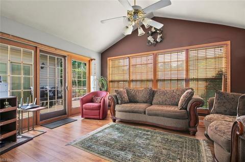 5880 Cherrywood Dr, Boardman, OH 44512 photo 6