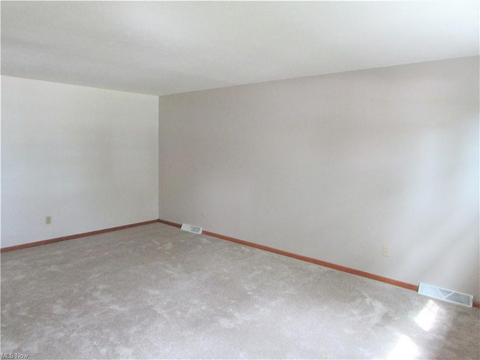 830 Salem Dr, Huron, OH 44839 photo 7