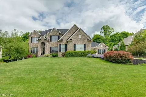 985 Silverbrook Ct, Broadview Heights, OH 44147 photo 1