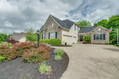 985 Silverbrook Ct, Broadview Heights, OH 44147 photo 2