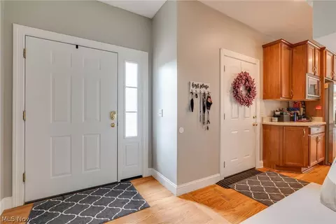 985 Silverbrook Ct, Broadview Heights, OH 44147 photo 16
