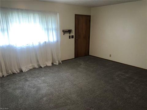 119 Lloyd St, Dover, OH 44622 photo 8