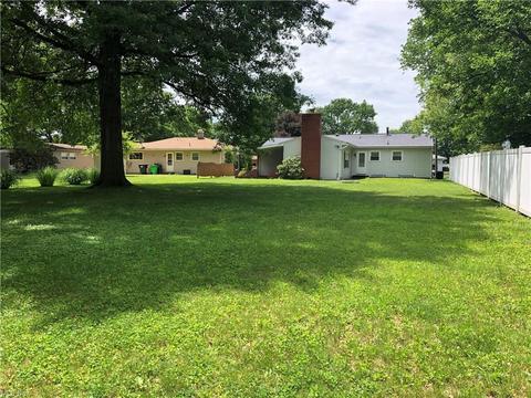 119 Lloyd St, Dover, OH 44622 photo 4