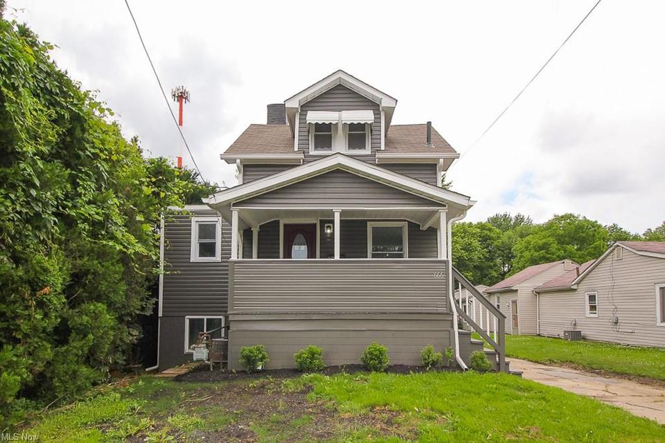 666 Stevenson Ave, Akron, OH 44312 27 Photos MLS 4287394 Movoto