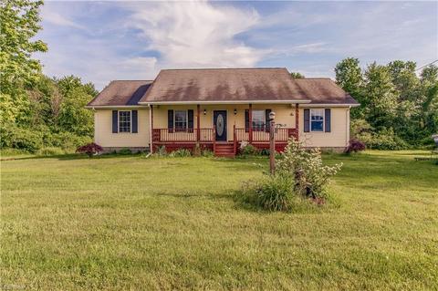 5064 Root Rd, Conneaut, OH 44030 photo 1