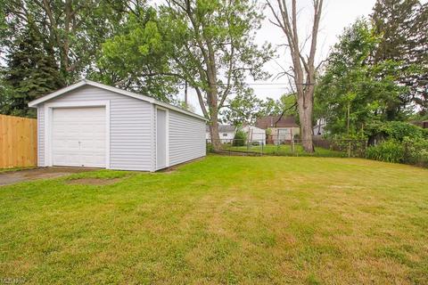 1113 Bell Ct, Elyria, OH 44035 photo 21