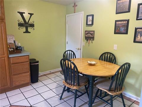 756 Abbe Rd N, Elyria, OH 44035 photo 5