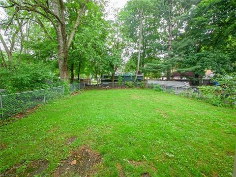 700 Carpenter St, Akron, OH 44310 photo 17