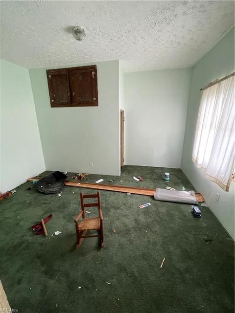 127 Cherry St, Barnesville, OH 43713 photo 5