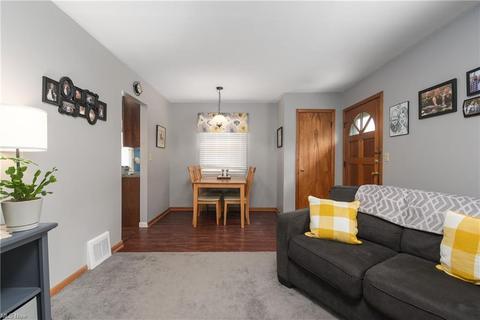 374 White Oak Dr, Elyria, OH 44035 photo 8