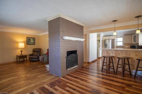 30209 Vineyard Rd, Willowick, OH 44095 photo 8