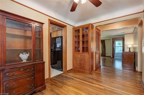 110 E 267th St, Euclid, OH 44132 photo 16