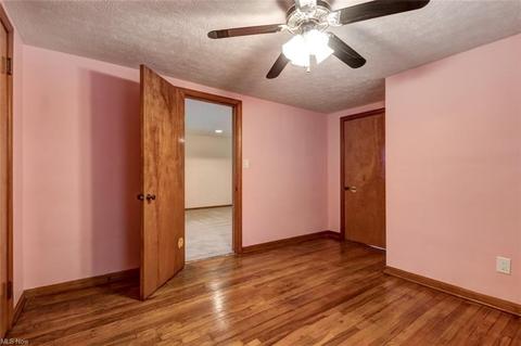 110 E 267th St, Euclid, OH 44132 photo 24