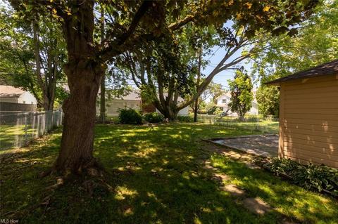 110 E 267th St, Euclid, OH 44132 photo 33