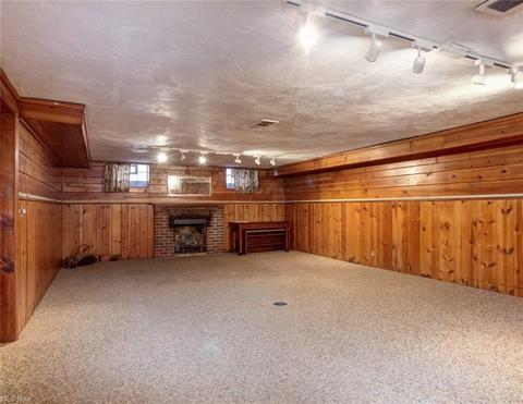 110 E 267th St, Euclid, OH 44132 photo 28