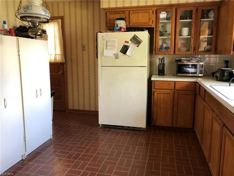 151 Shadyside Dr, Boardman, OH 44512 photo 4