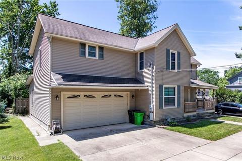 96 E Center St, Berea, OH 44017 photo 2