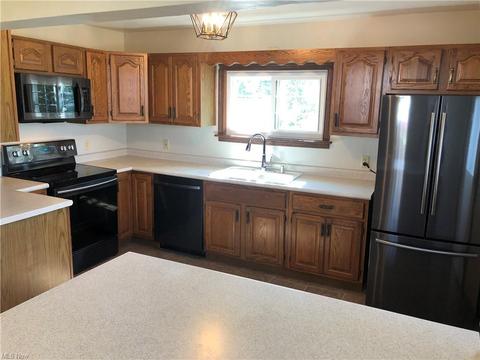 141 North St, Barnesville, OH 43713 photo 14
