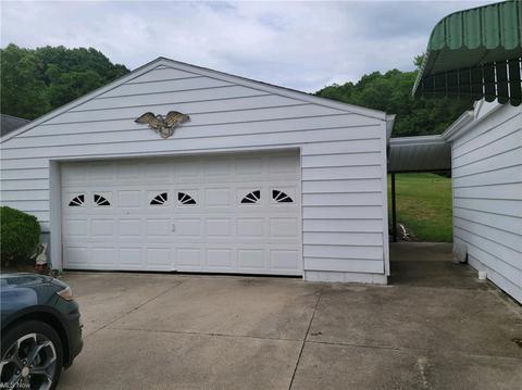 504 Johnson Ave, Dennison, OH 44621 photo 6