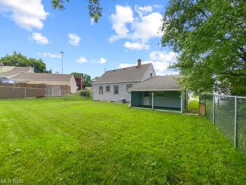 552 Judith Ln, Struthers, OH 44471 photo 12