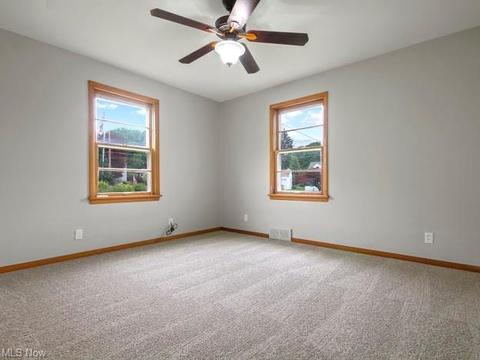 552 Judith Ln, Struthers, OH 44471 photo 8