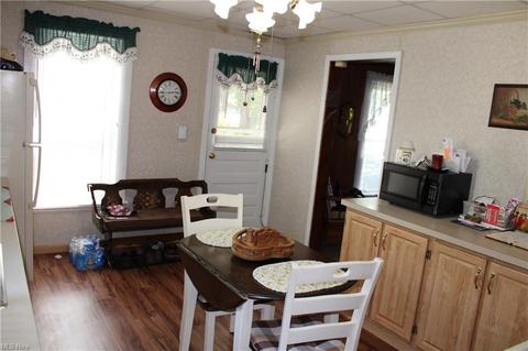 1827 Lake Ave, Elyria, OH 44035 photo 6