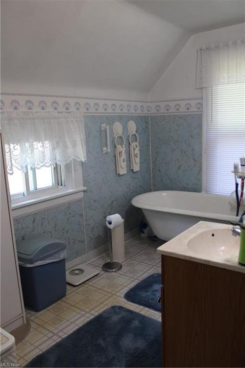 1827 Lake Ave, Elyria, OH 44035 photo 11