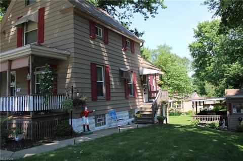 1827 Lake Ave, Elyria, OH 44035 photo 2
