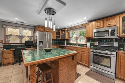 10475 Dewhurst Rd, Elyria, OH 44035 photo 12
