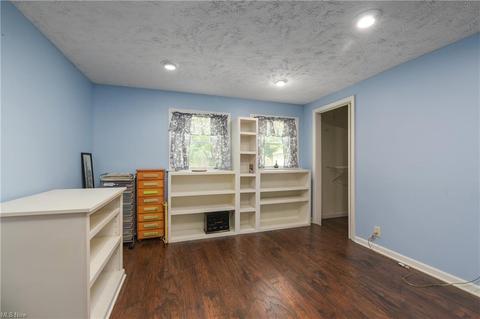 10475 Dewhurst Rd, Elyria, OH 44035 photo 16