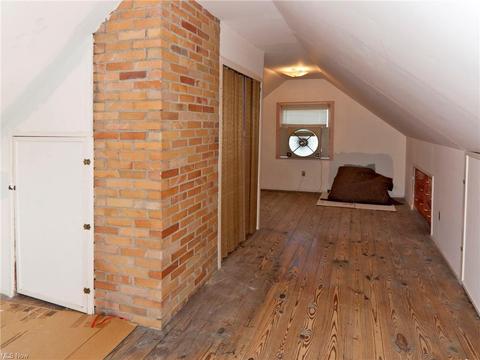 286 E 214th St, Euclid, OH 44123 photo 14