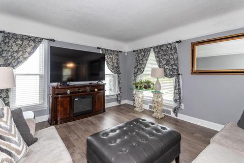 514 E 266 St, Euclid, OH 44132 photo 6